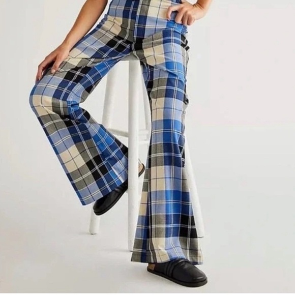NWOT/FREE PEOPLE BLUE CHECK PLAID BELL BOTTOM PANTS SZ: 10 - Picture 3 of 8